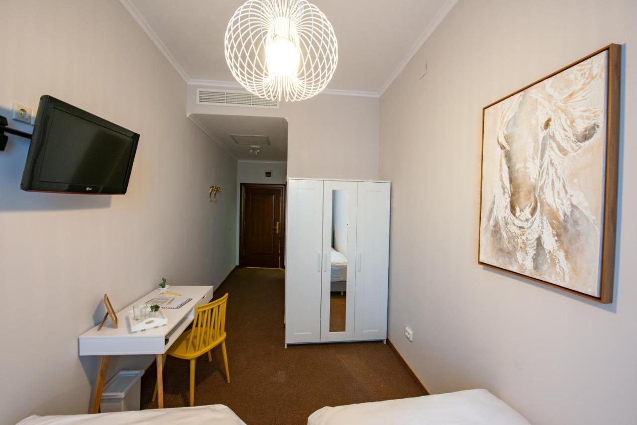 The Rooms Târgu-Mureş Extérieur photo